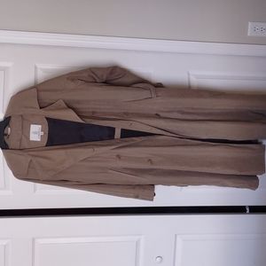 London Fog Trench Coat, size 40 Regular